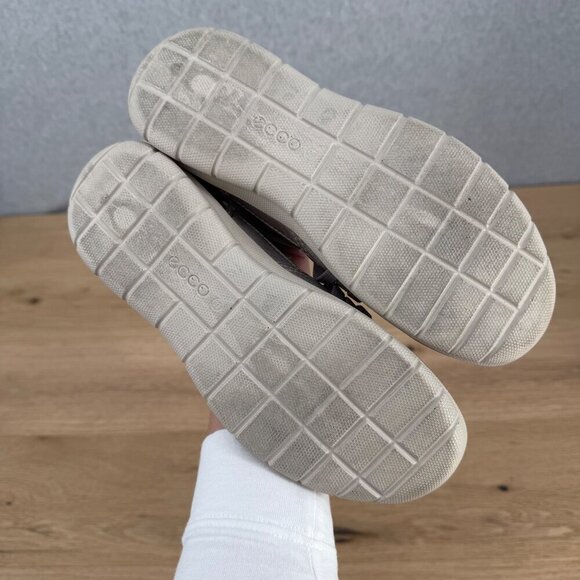 Ecco Womens Babett Criss Cross Mary Jane Flats Size 37 Pewter Strappy Leather - Picture 11 of 15